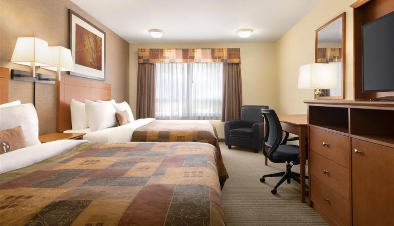 Camera - Ramada by Wyndham Drayton Valley