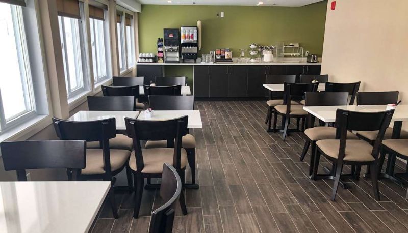 Restaurant - Sleep Inn & Suites Quebec City East