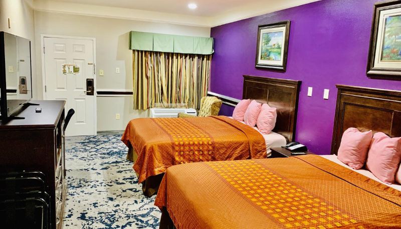 Zimmer - Scottish Inns and Suites Alvin