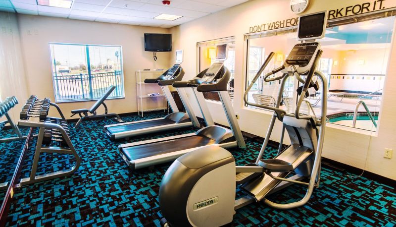 Zona de bienestar y gimnasio - Fairfield Inn & Suites by Marriott Bartlesville