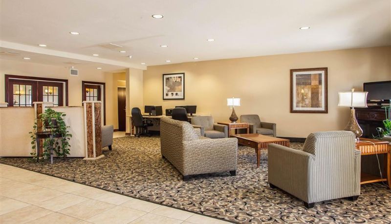 Salón - Comfort Suites Bloomington I-55 and I-74