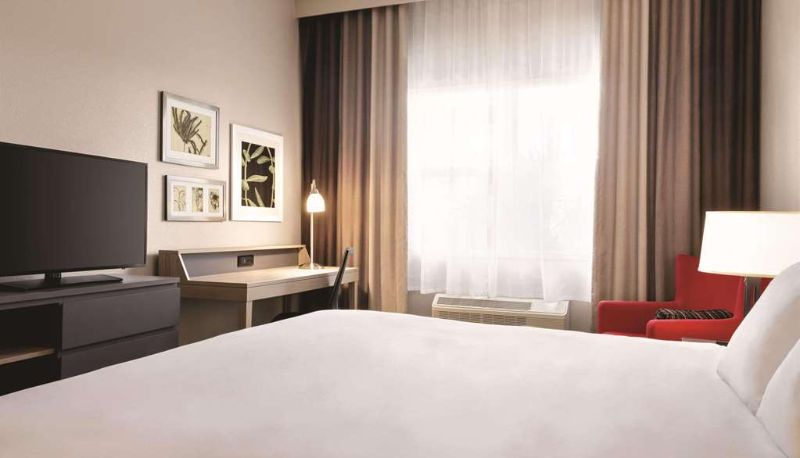 Zimmer - Country Inn & Suites by Radisson Bradenton-Lakewood Ranch FL