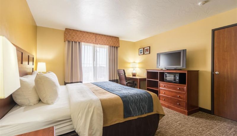 Zimmer - Comfort Inn & Suites Cedar City South