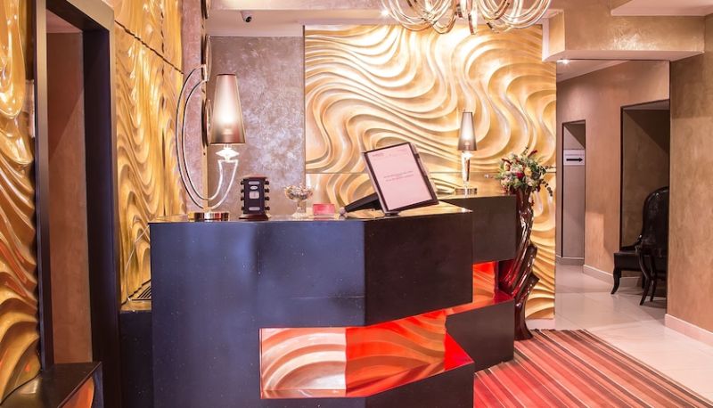Lobby - Guru Hotel
