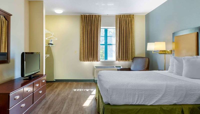 Zimmer - Extended Stay America Select Suites - Hartford - Manchester