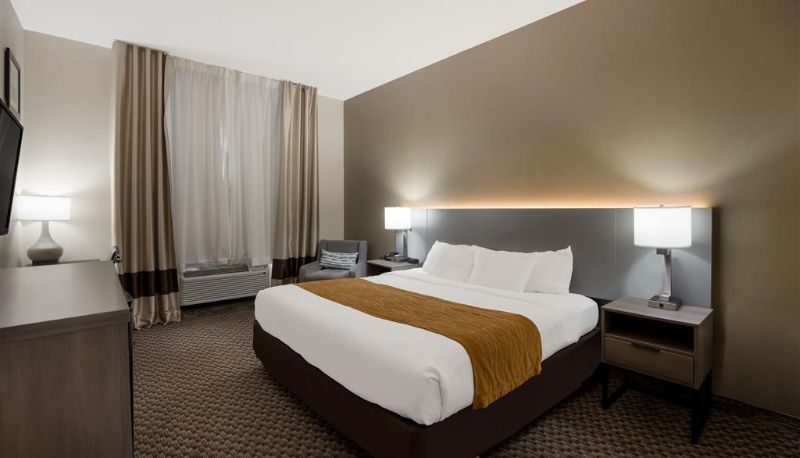 Camera - Comfort Inn & Suites Midway - Tallahassee West