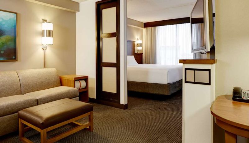 Camera - Hyatt Place Milwaukee Airport