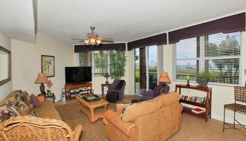 Apartment - Mediterranea by Panhandle Getaways