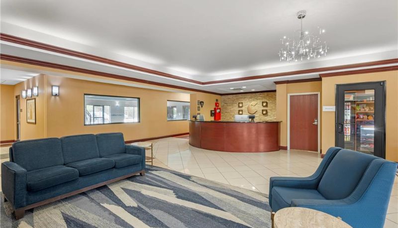 Hall - Comfort Suites South Bend Near Casino