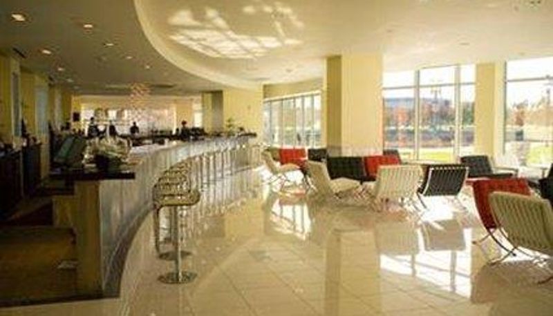 Lobby - University Plaza Waterfront Hotel