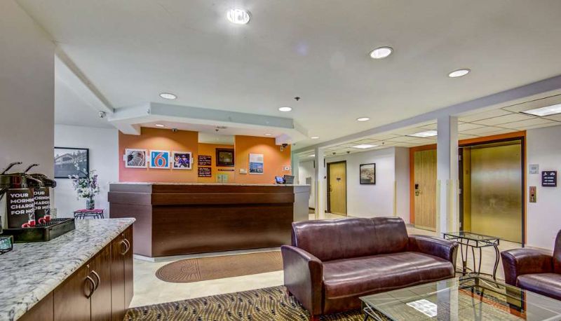 Lobby - Motel 6 Sutherlin OR