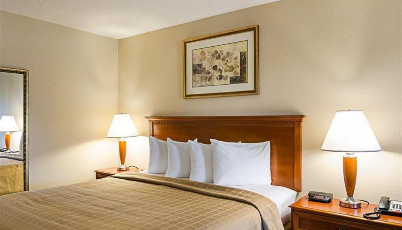 Zimmer - Quality Inn Troutville - Roanoke North