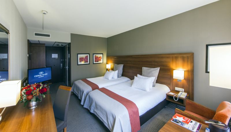 Room - Crowne Plaza MAASTRICHT by IHG