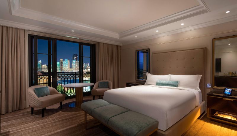 Camera - The St Regis Atlanta