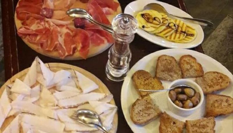 Restaurante - Le Charaban