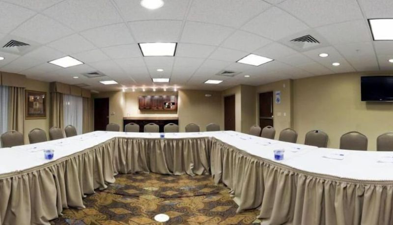 会議室 - Holiday Inn Express & Suites LANDER by IHG