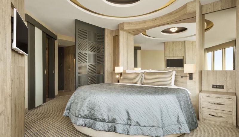 Camera - Ramada by Wyndham Mersin