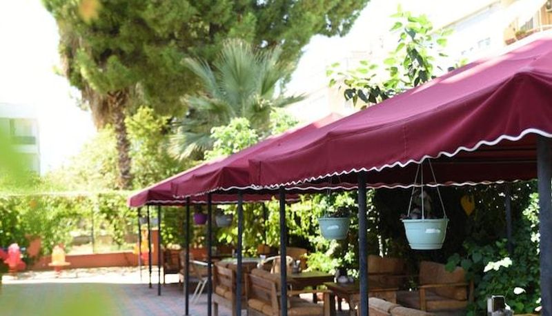 Hotel outdoor area - Konya6 Elit Hotel