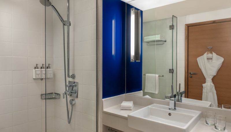 Zimmer - YAS WORLD RESORT by IHG Vignette Collection VISTA