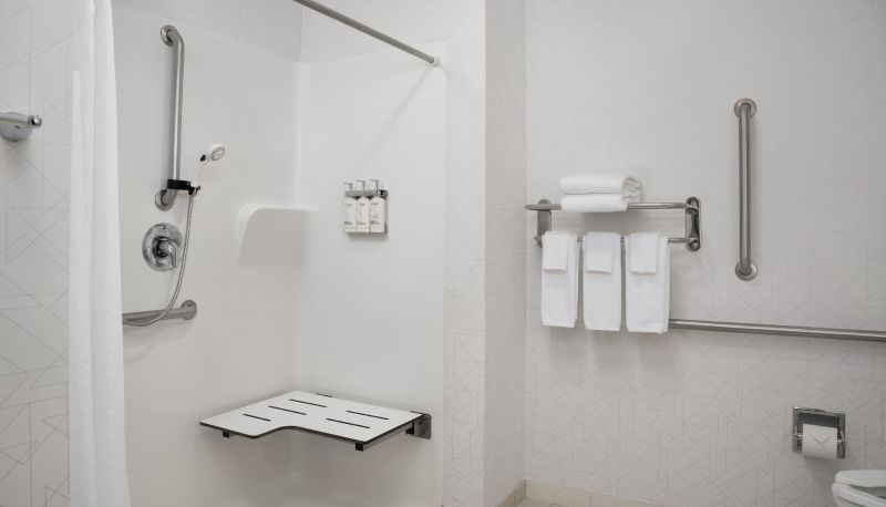 Room - Holiday Inn Express & Suites ALEXANDRIA - FORT BELVOIR by IHG