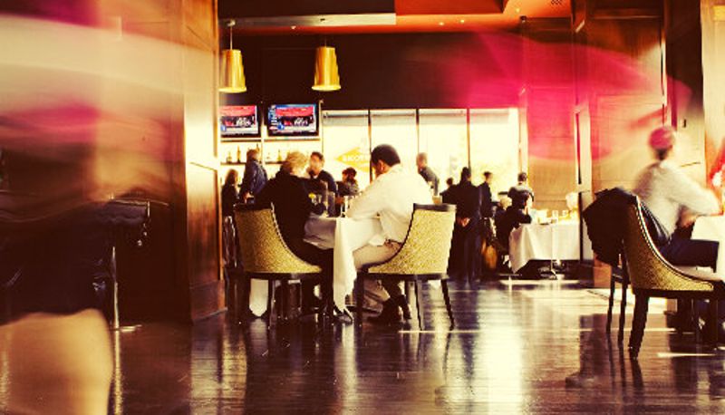 Bar - The Padre Hotel