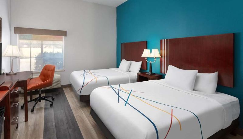 Camera - La Quinta Inn & Suites by Wyndham Woodward