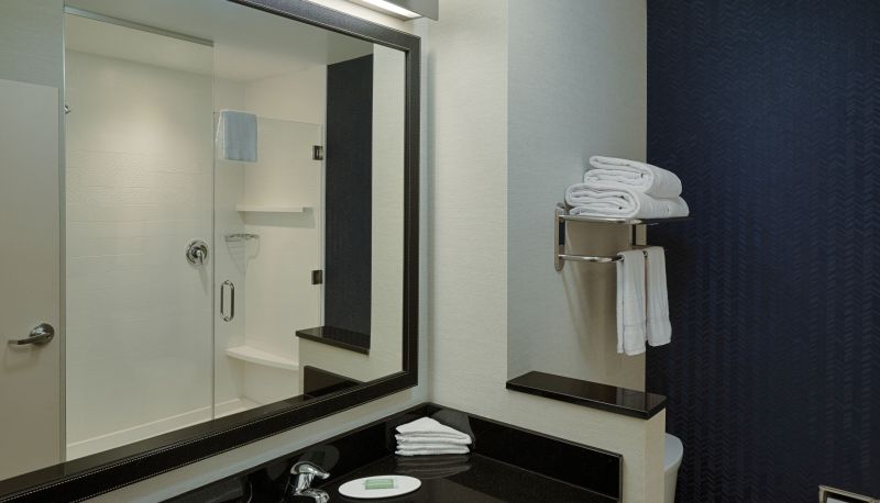 Habitación - Fairfield Inn and Suites by Marrriott Columbus Airport