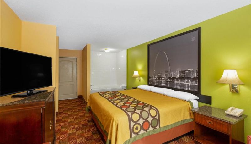 Camera - Super 8 by Wyndham Lake of the Ozarks