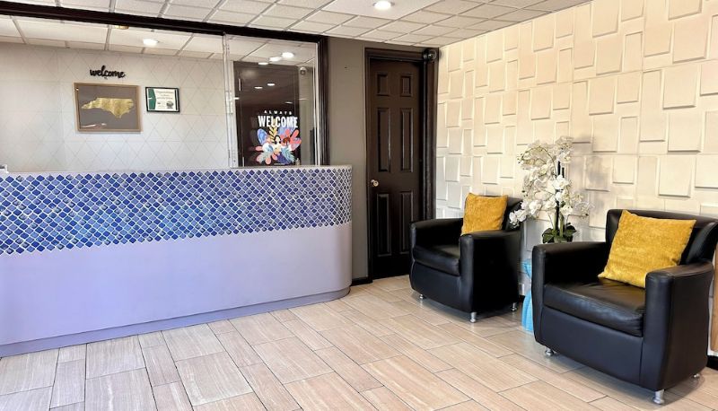 Salon - Travelers Inn Elizabeth City