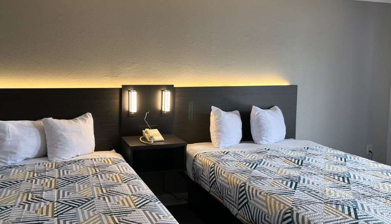 Suite - GA Studio 6 Suites Perry