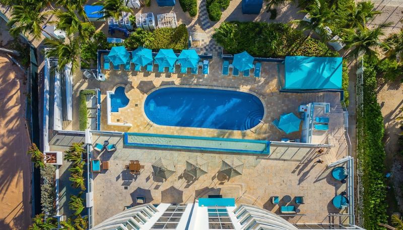 Piscina - Marenas Beach Resort