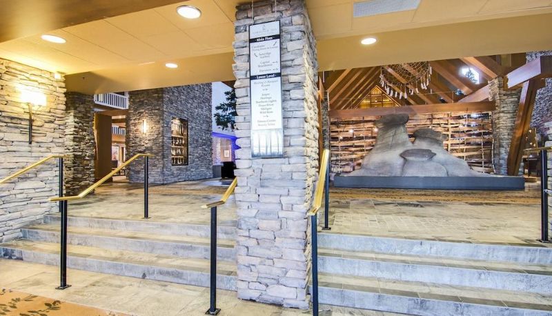Interno dell'hotel - Sawridge Edmonton South