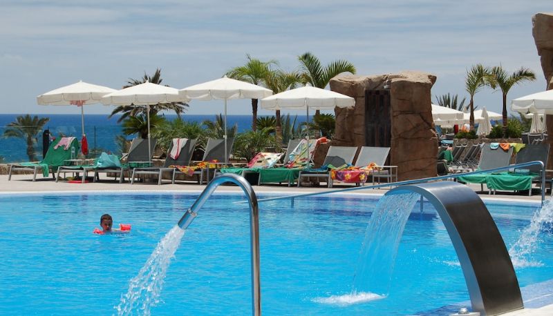 Piscina - Hotel LIVVO Valle Taurito & Aquapark