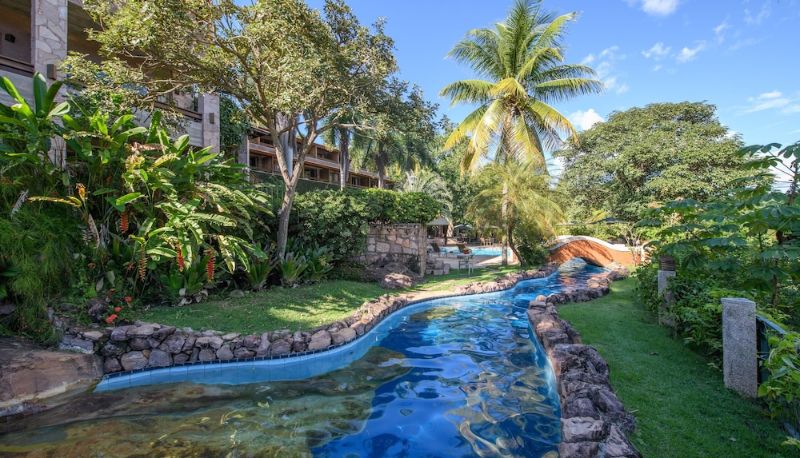 Piscina - Hotel Canto das Águas