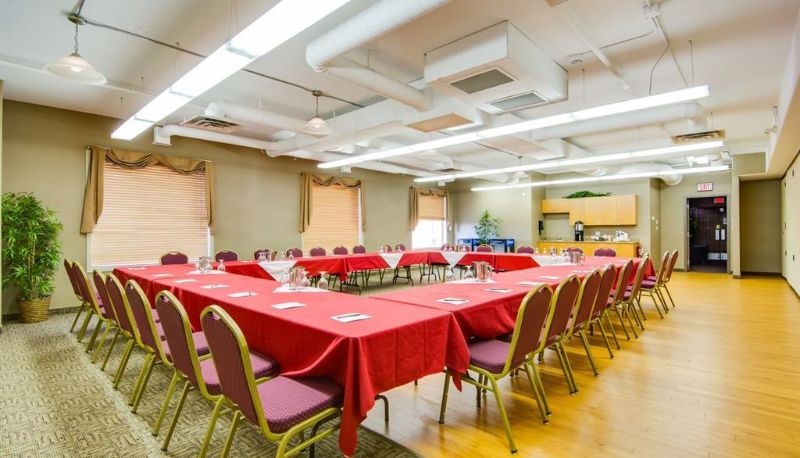 Konferenzraum - PEAVINE INN AND SUITES HIGH PRAIRIE