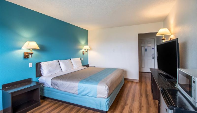Camera - Motel 6 Astoria OR