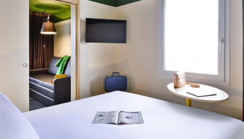 Camera - ibis Styles Lyon Meyzieu Arena Stadium