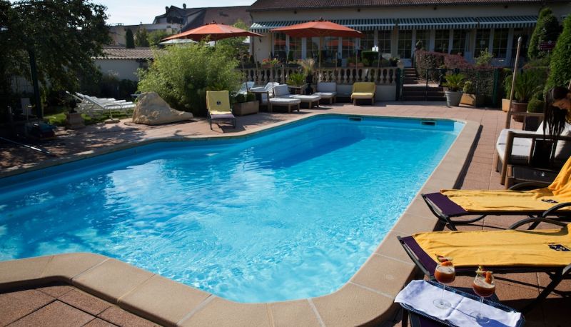 Piscina - La Grange De Conde Chateaux Et Hotels Collection