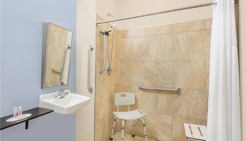 Camera - Microtel Inn & Suites by Wyndham Waynesburg