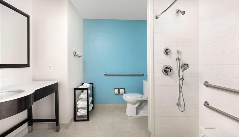 Camera - COMFORT SUITES LAKE CITY