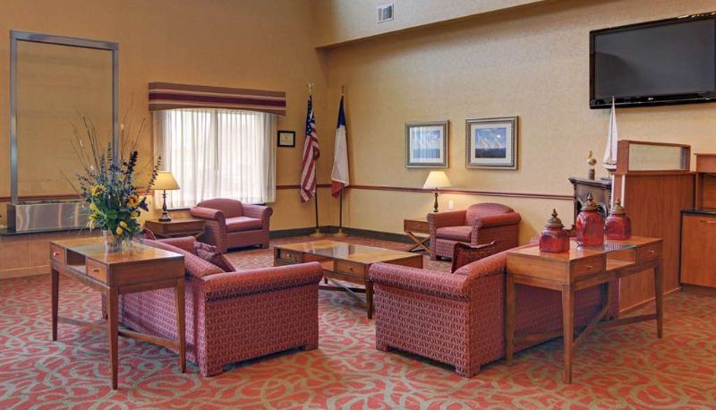 Hall - QUALITY INN & SUITES