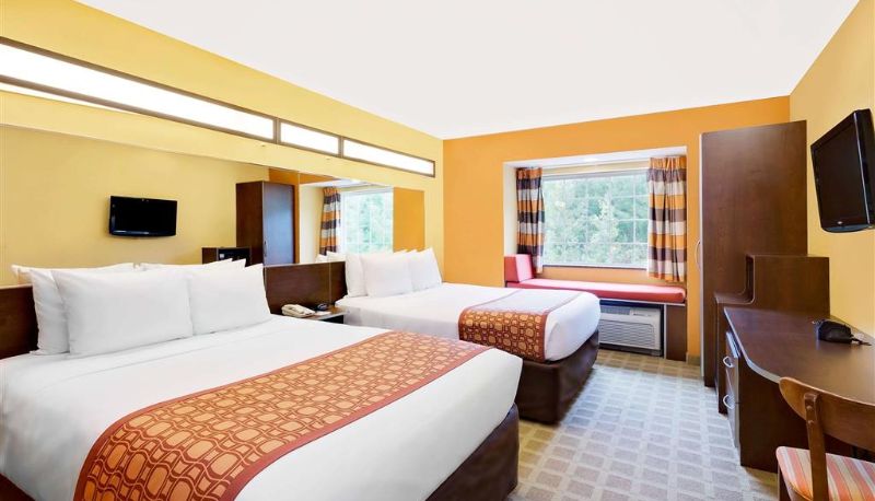 Camera - Microtel Inn & Suites by Wyndham Princeton