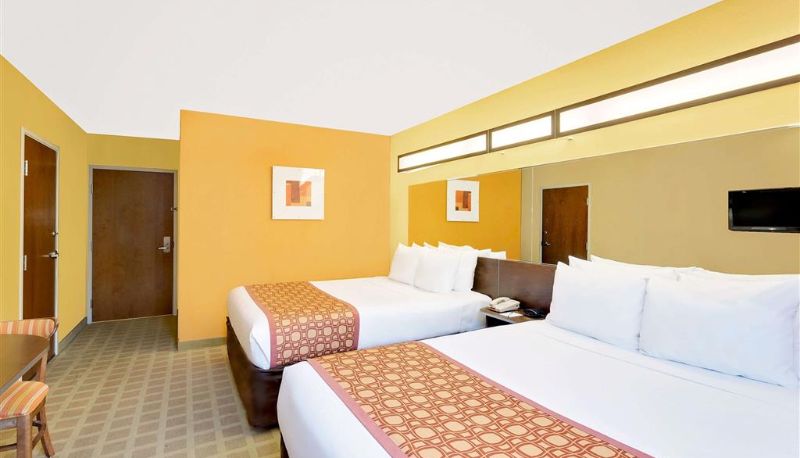 Camera - Microtel Inn & Suites by Wyndham Princeton
