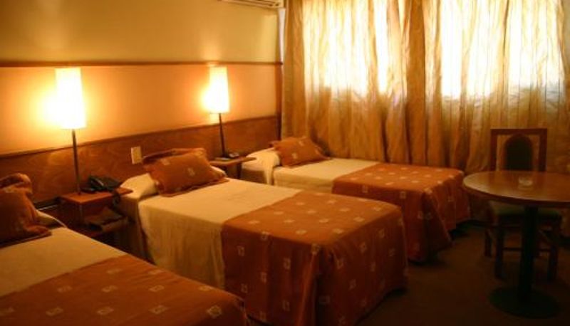 Dreibettzimmer - Hotel Cordon Del Plata