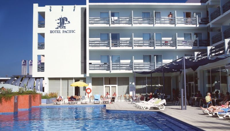 Pool - azuLine Hotel Pacific