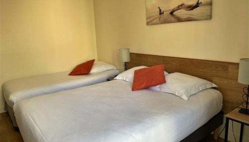 Información - Hotel'se Le Vauban Logis