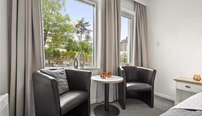 Zimmer - Kinn Hotel Floro