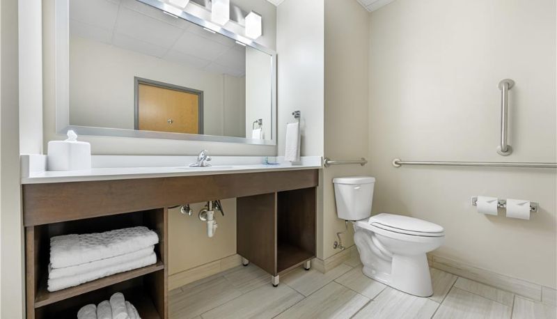 Camera - Best Western Brockport Inn & Suites