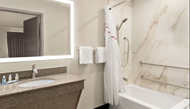 Zimmer - Quality Inn & Suites Weatherford