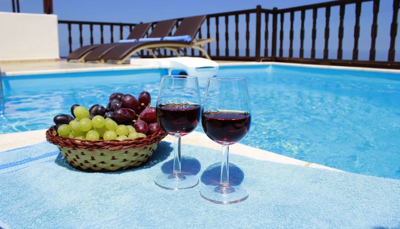 Piscina - Amerisa Suites & Villa